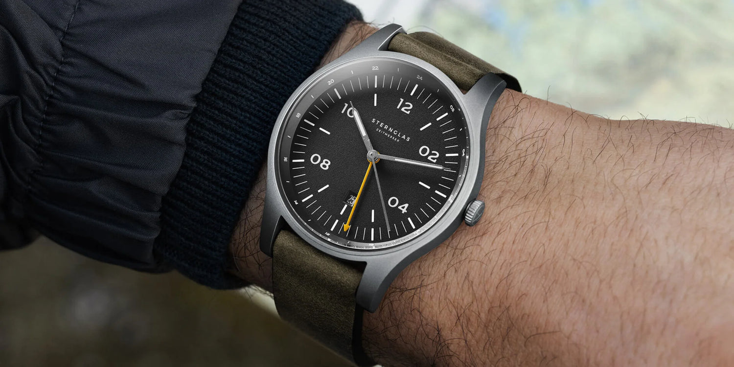 Top 5: Our Favorite Modern Field Watches — 60Clicks